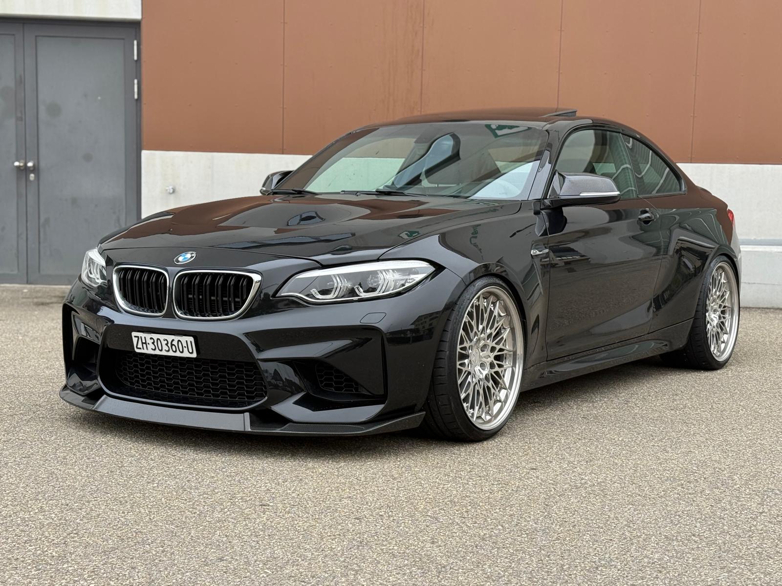 Fahrzeug Auto am Albis